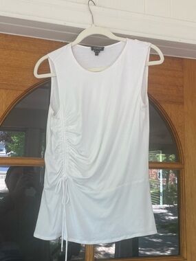 Worth New York Side Ruched Rayon Blend White Sleeveless Shirt Size Small